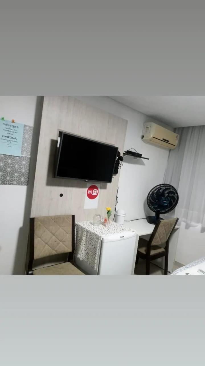 Habitación en casa particular Triplo - Conforto E Privacidade- Bairro Do Espinheiro *